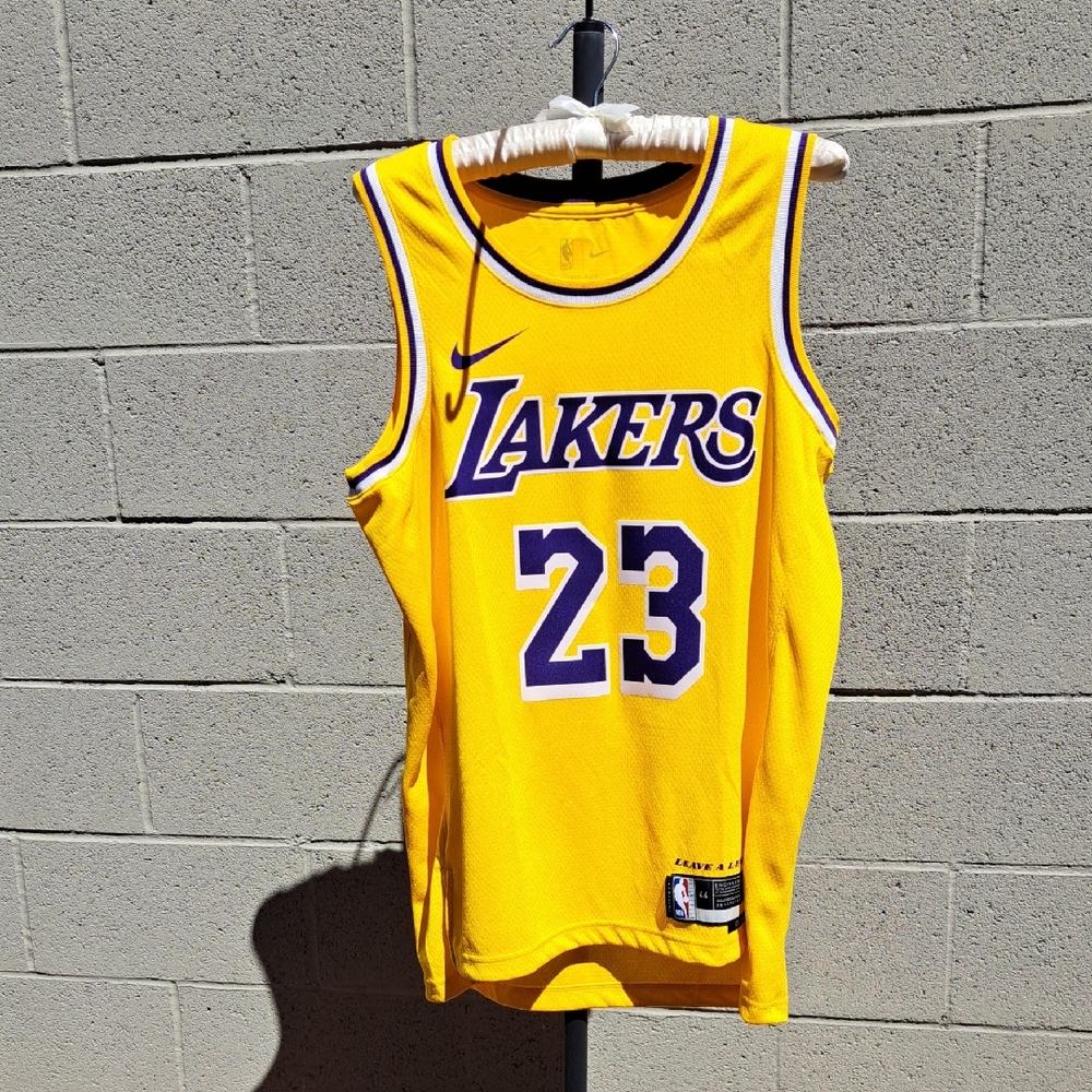 Nike Lebron James Lakers Basketball Jersey